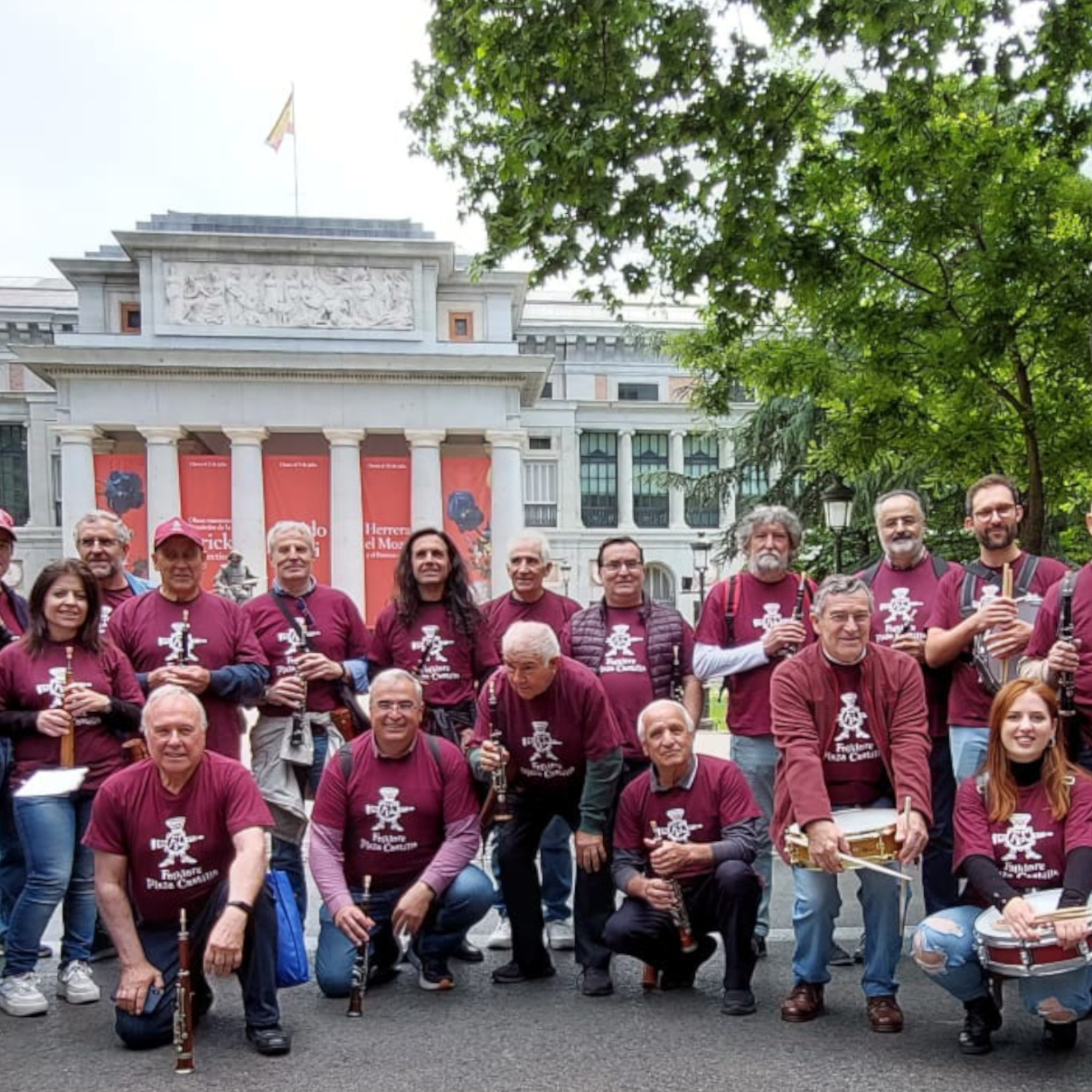 Foto Dulzaineros Folklore Plaza Castilla